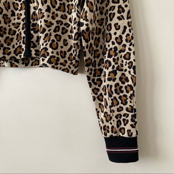 Pinko-Jacquard Oversized Leopard Print Crop Long Sleeve Top - Picture 7 of 8